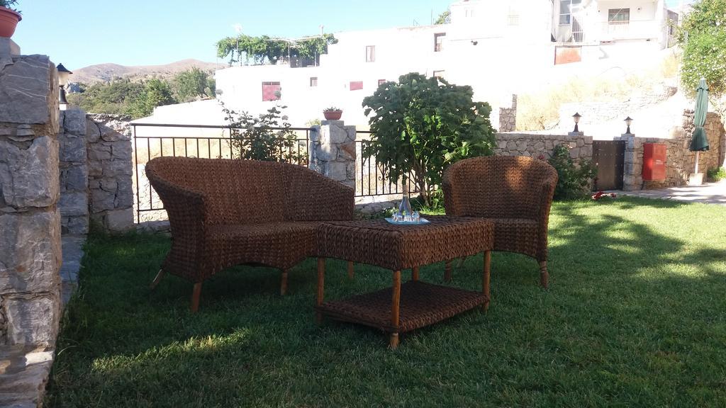 Petrochori Aparthotel エクステリア 写真