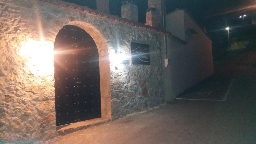 Petrochori Aparthotel エクステリア 写真